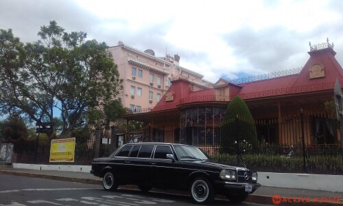 HOTEL-DEL-REY-COSTA-RICA.-MERCEDESD-LWB-LANGd2ef5dfd58383024.jpg