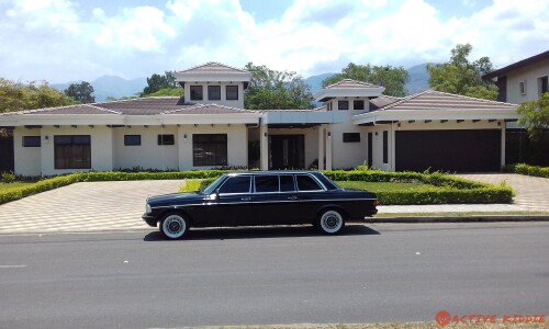 Majestic-home-COSTA-RICA-SERVICIO-DE-LIMUSINA5be93f7d710c1bc7.jpg