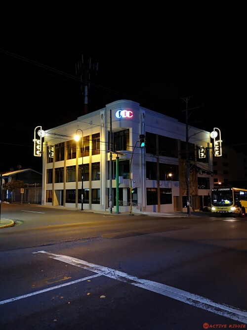 NEON-LIGHTS-COSTA-RICAS-CALL-CENTERa479b0fa44c5a233.jpg